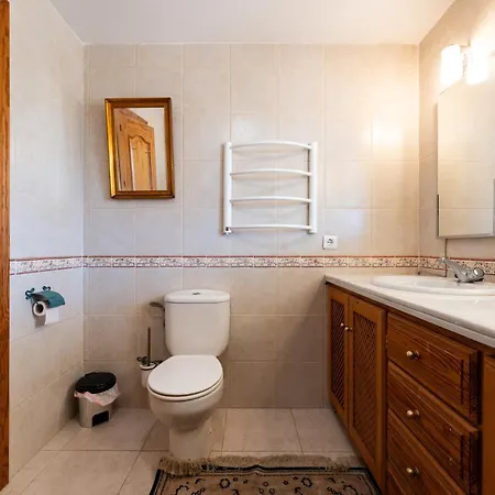 With Free Pool And Jacuzzi - Only 5min Drive To Town Gasthuis